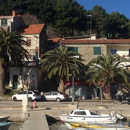 Doni * Podgora
