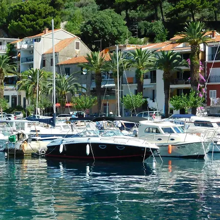 Doni * Podgora