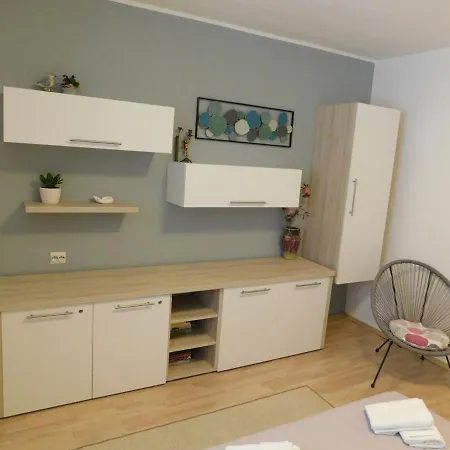Doni Apartment Podgora